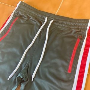 Trackpants with red stripe